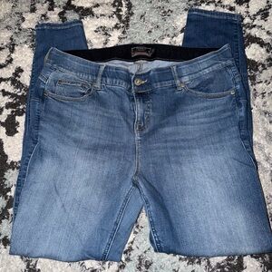 18T Torrid Bombshell Skinny Blue Jeans #3